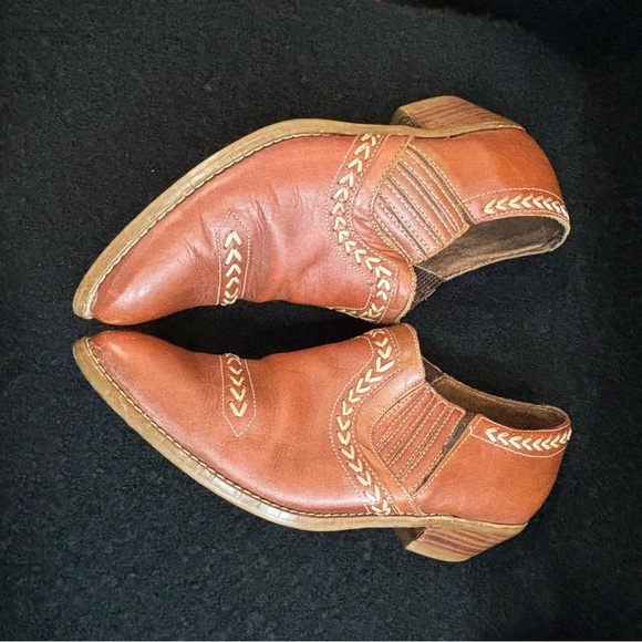 PALOMINO Sz 7B Western Style Stacked Heel Contrasting Stitch Pointy Toe Shooties - Picture 8 of 12